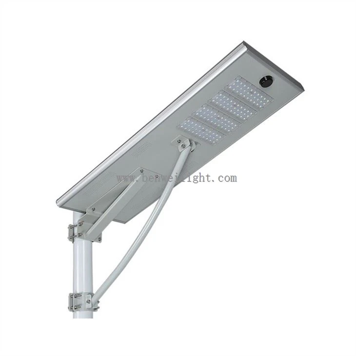 rechargeable solar street light