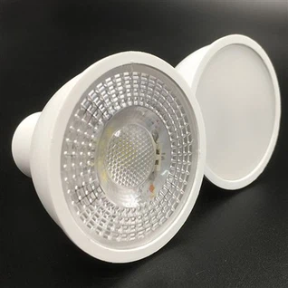 MR16 LED perur