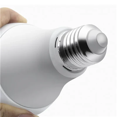 Þetta er 5,5W A19 LED ljósapera, sem þjónar sem 40-watta jafngildi, hönnuð fyrir skilvirka lýsingu í stöðluðum stillingum.